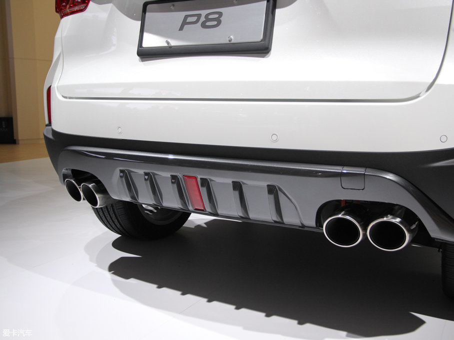 2018��κ�� P8 ���F��