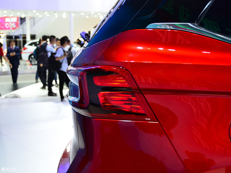 2018L(fng)T5 230T ք(dng)ǐ (gu)V