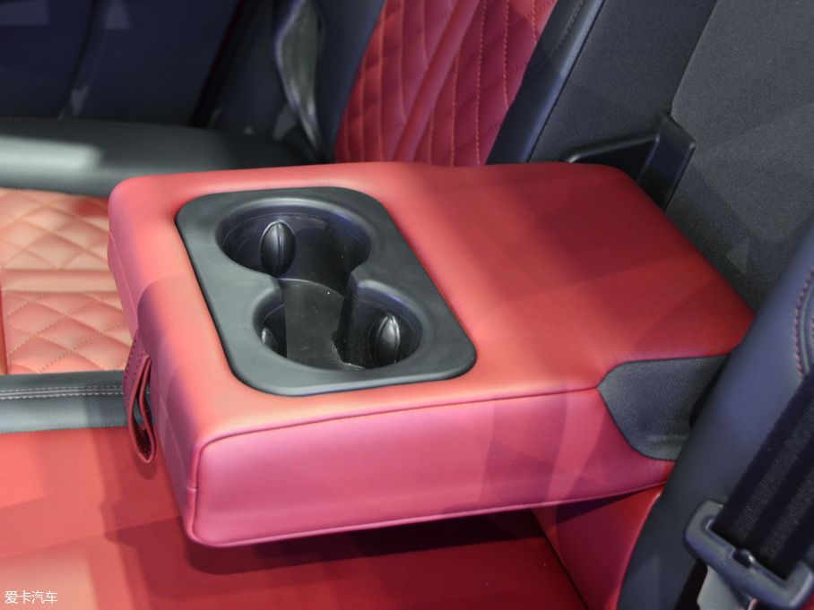 2018L(fng)T5 230T ք(dng)ǐ V