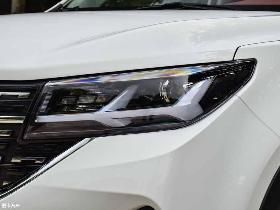 2018L(fng)T5 230T CVT V