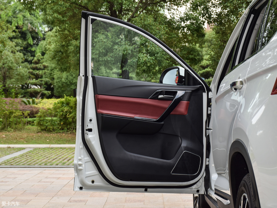 2018L(fng)T5 230T CVT V