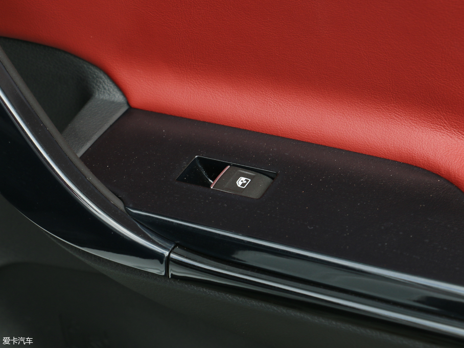 2018L(fng)T5 230T CVT (gu)V