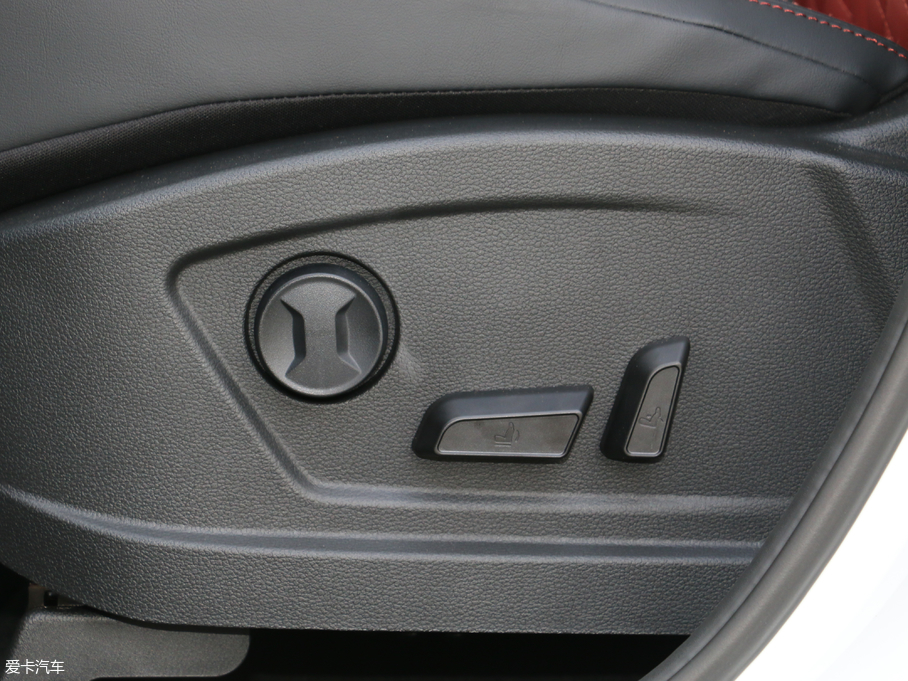 2018L(fng)T5 230T CVT V