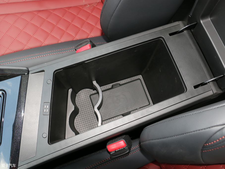 2018L(fng)T5 230T CVT (gu)V