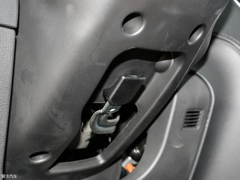 2018L(fng)T5 230T CVT (gu)V