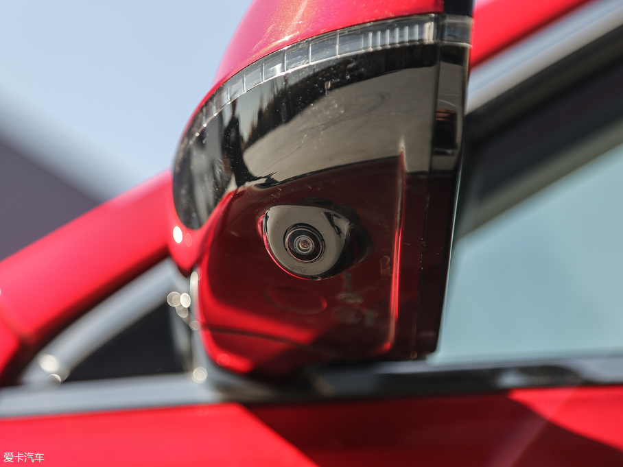 2018LT5 300T DCTǻ V