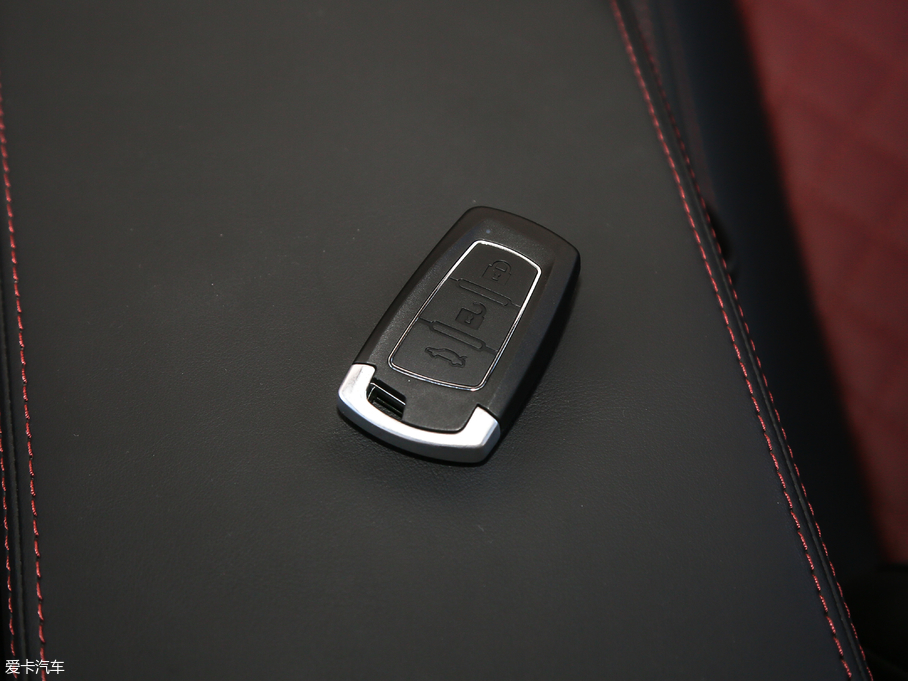 2018LT5 300T DCTǻ V