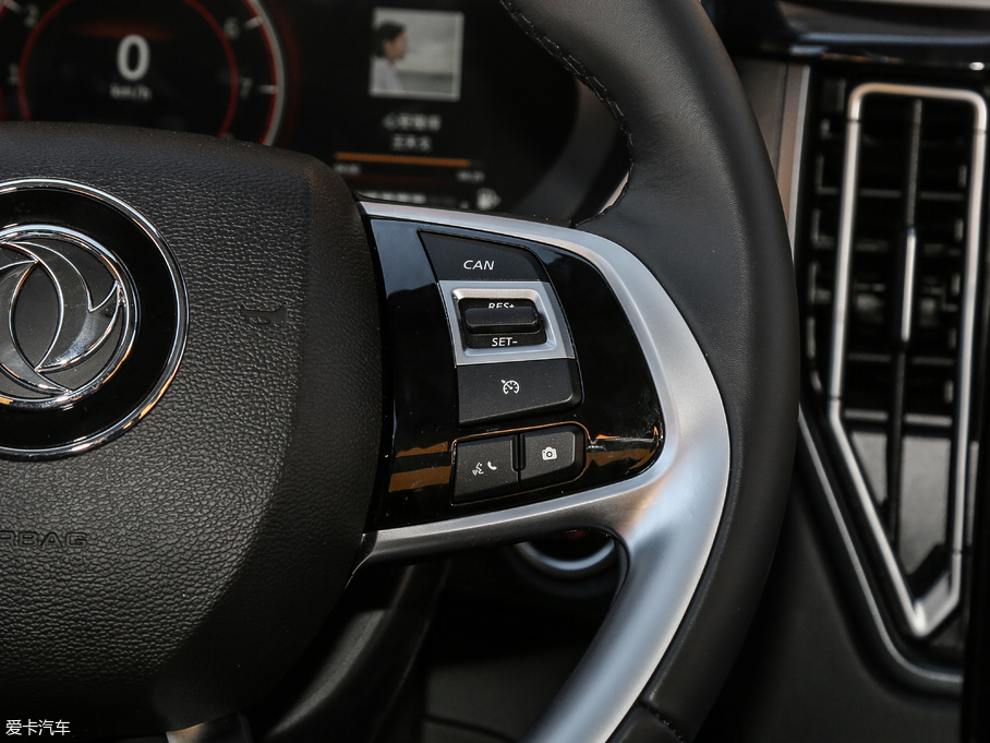 2018LT5 300T DCTǻ V