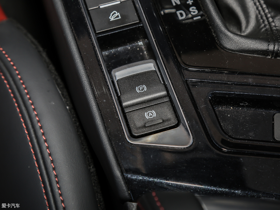 2018LT5 300T DCTǻ V