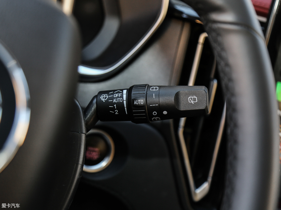 2018LT5 300T DCTǻ V