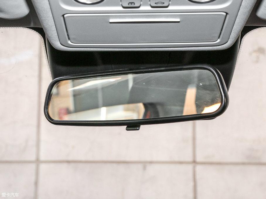 2018LT5 300T DCTǻ V