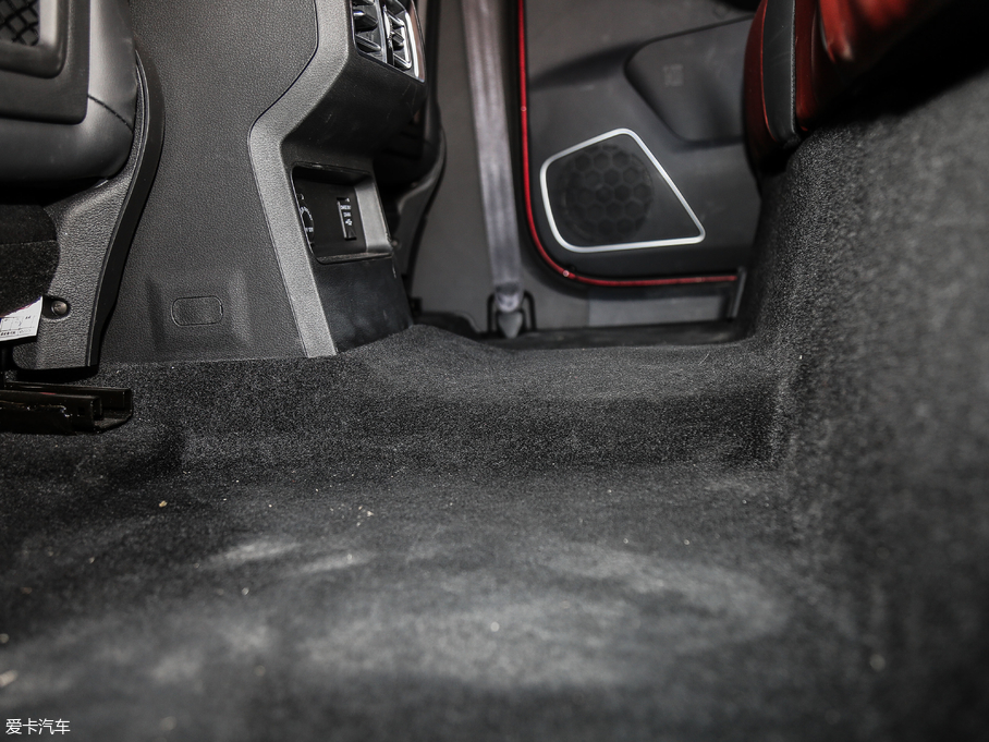 2018LT5 300T DCTǻ V