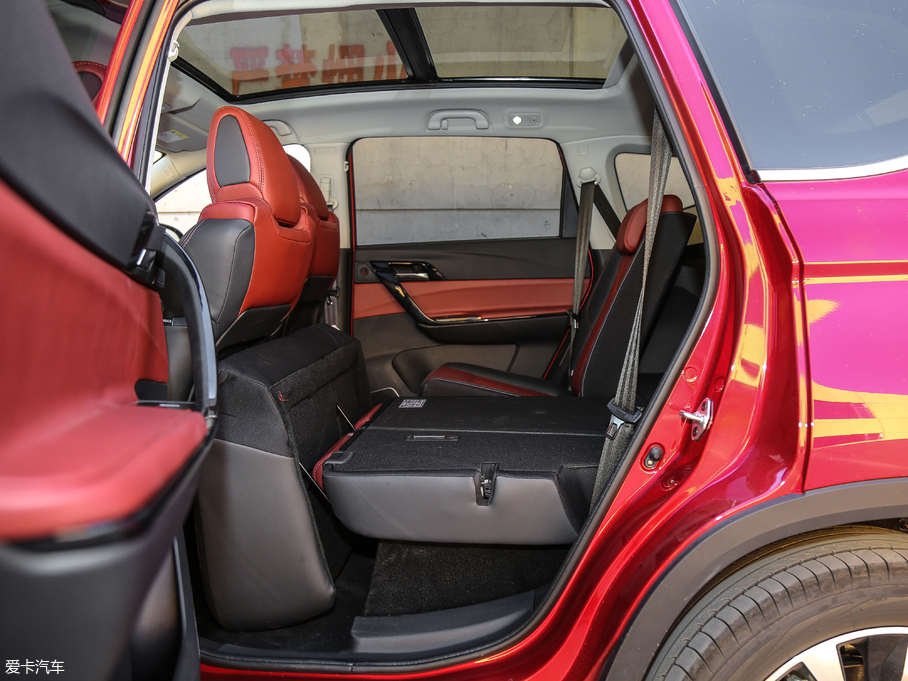 2018LT5 300T DCTǻ V