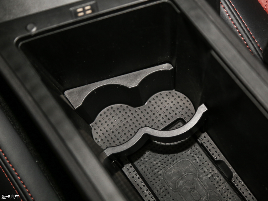 2018LT5 300T DCTǻ V