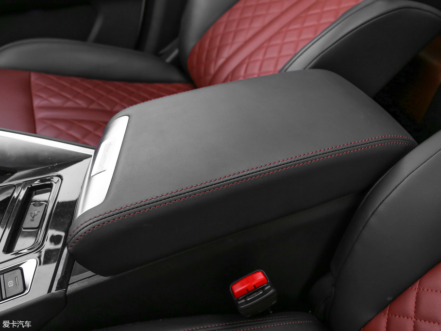 2018LT5 300T DCTǻ V