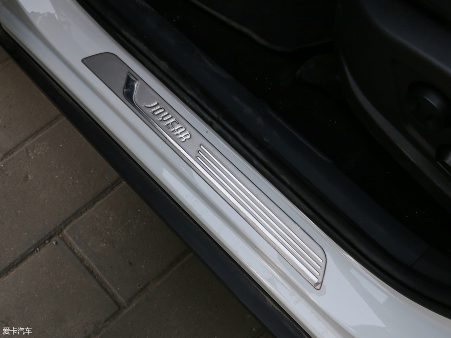 2018LT5 300T DCTǻ V