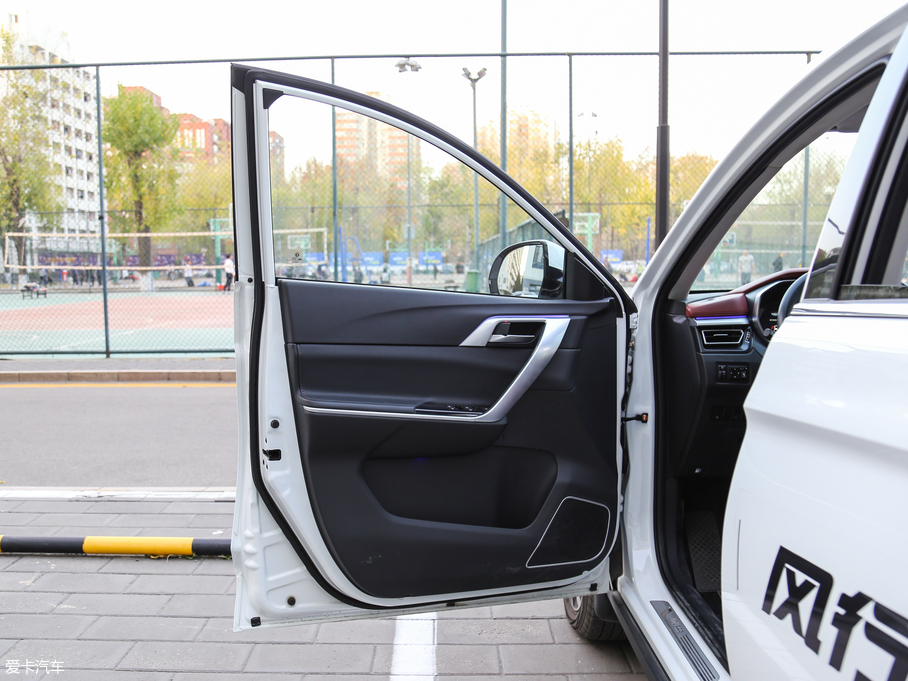 2018LT5 300T DCTǻ V