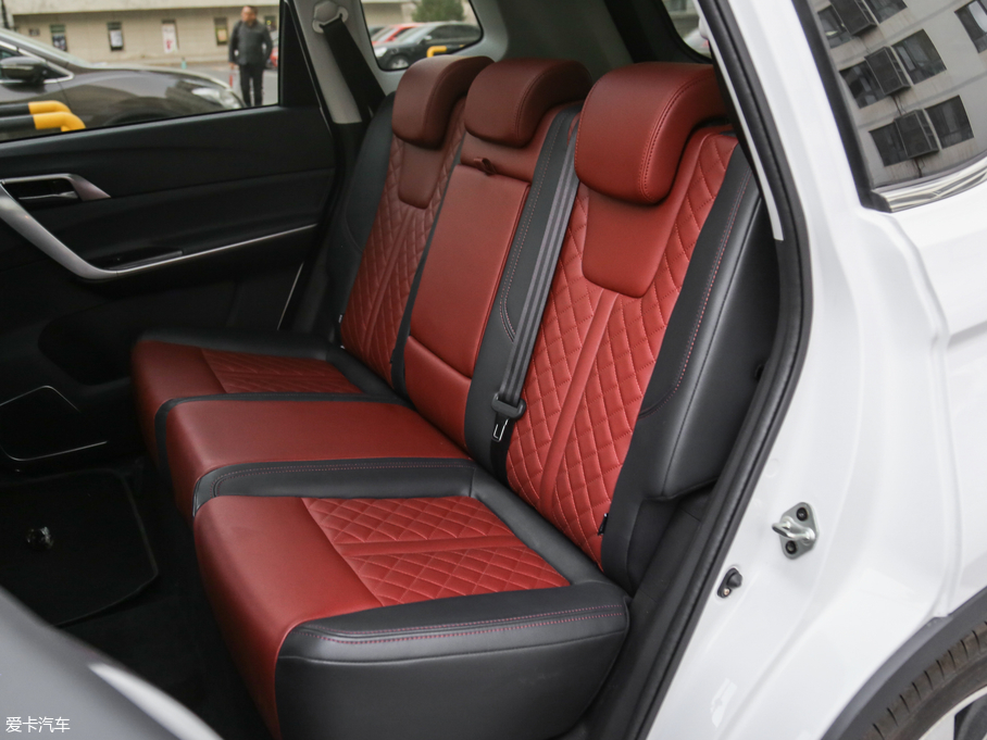 2018LT5 300T DCTǻ V