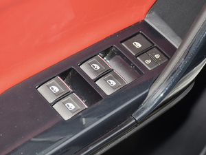 2018230T CVT V {܇ƅ^	