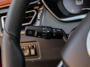 2018300T DCTǻ V п؅^