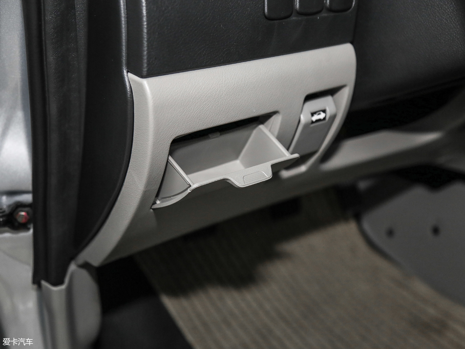 2019������ V3 1.6L ������ 2��