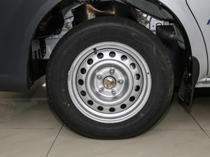 2019款V3 1.6L 物流版 2座 轮圈