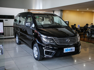 2019款M5 1.6L 手动豪华型 7座 国VI 整体外观