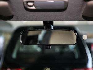 2019款M5L 1.6L 手动标准型 7座 国VI 车内后视镜