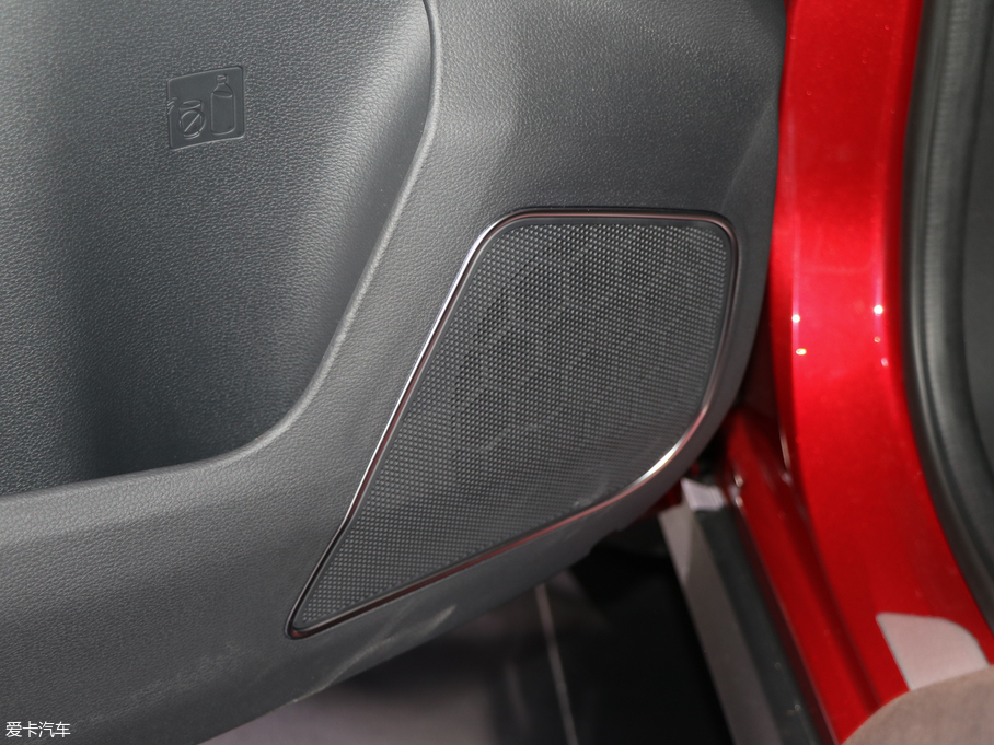 2019LT5L 1.6TD DCTA 7 V