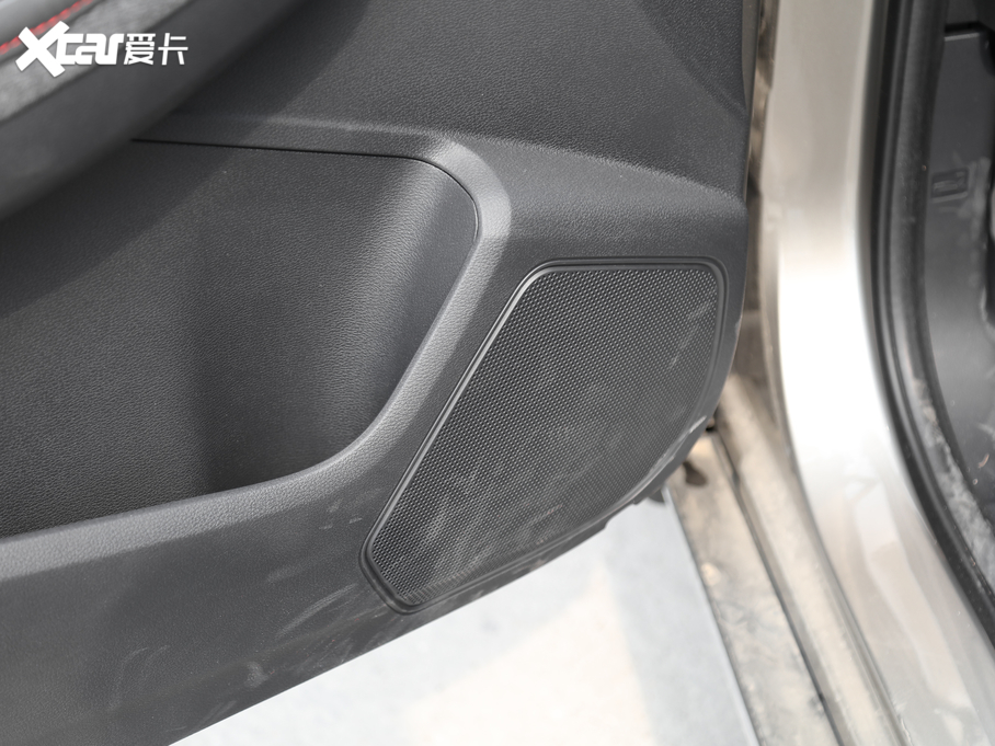 2019L(fng)SX6 1.6L քl(xing) VI