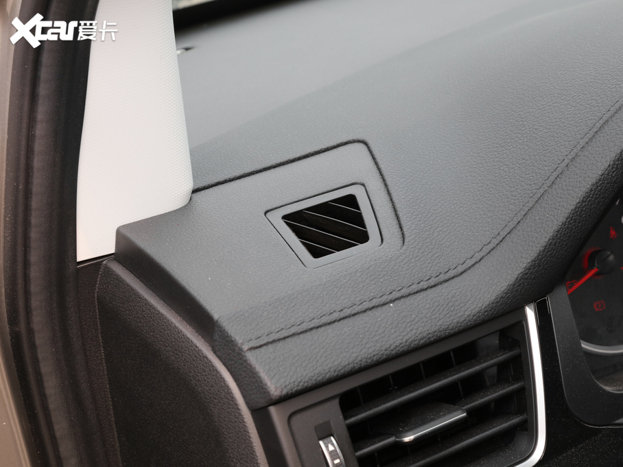 2019L(fng)SX6 1.6L քl(xing) VI