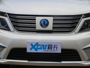 2020款长续航 豪华型 7座 中网