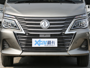 2020款M5 1.6L 手动长轴豪华型 7座 中网