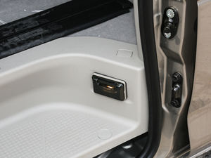 2020M5 1.6L քLSA 7 g