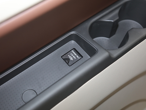 2020M5 1.6L քLSA 7 g