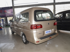 2020款M5L 1.6L 手动实用型 左后45度