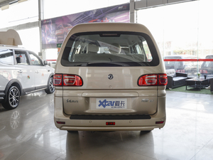 2020款M5L 1.6L 手动实用型 正后	