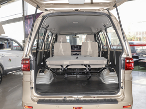 2020款M5L 1.6L 手动实用型 空间座椅