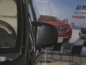2020款M5L 1.6L 7座基本型 后视镜