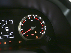 2020M5L 1.6L 7 п؅^