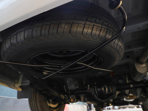 2020款M5 1.6L 手动长轴舒适型 9座 备胎