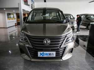 2020款M5L 2.0L 手动基本型 7座 正前