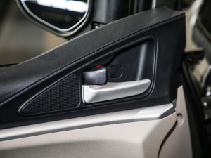 2020M5L 2.0L քӻ 7 g