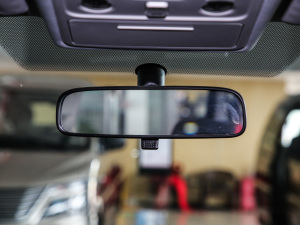 20211.5T Ԅ(dng)m ܇(ni)ҕR