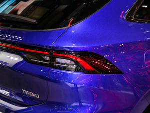 2021款1.5T DCT荣耀版 细节外观