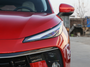 2021款1.5T DCT铂金版 大灯