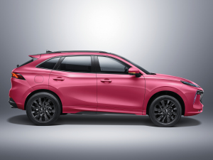 2021款1.5T DCT铂金版 整体外观