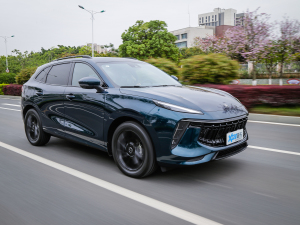 2021款1.5T DCT星耀版 整体外观
