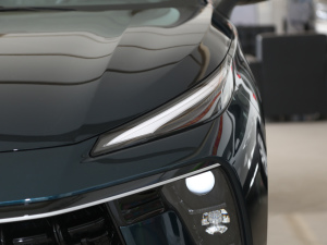 2021款1.5T DCT钻石版 大灯