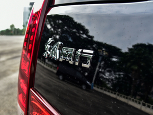 2021款2.0L 手动豪华型 7座 细节外观